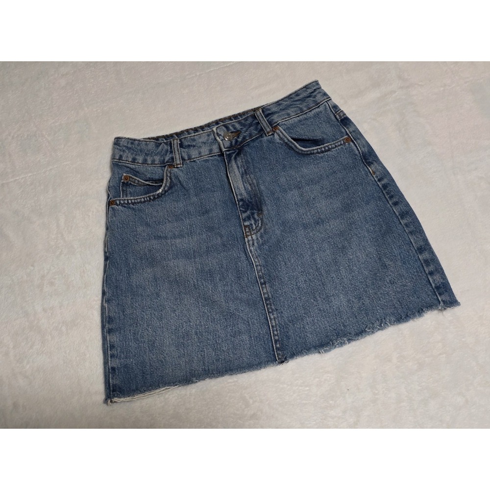Topshop Moto Denim Mini Skirt Medium Wash Raw Hem Blue Size 10